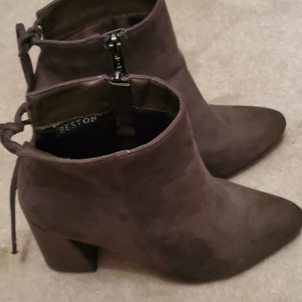 Ankle boots